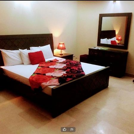 Royal Galaxy Bed & Breakfast Islamabad - For Families Only Eksteriør bilde